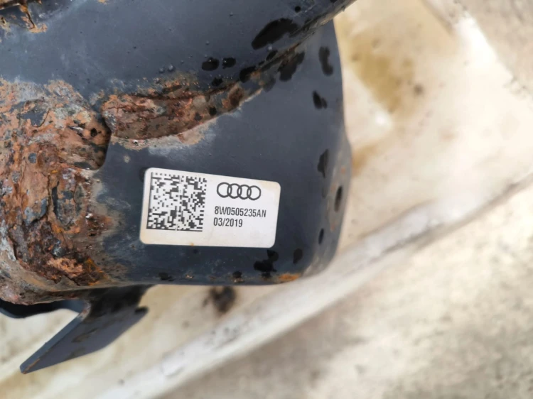 SANKI WÓZEK TYŁ AUDI A4 B9 A5 8W0505235AN SEDAN AVANT KOMBI ORYGINAŁ PROSTE