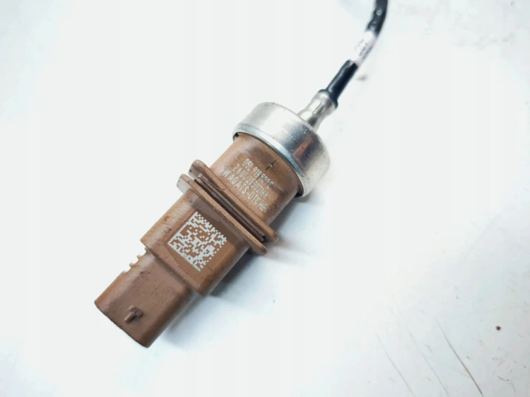 CZUJNIK TEMPERATURY SPALIN SONDA AUDI A4 B9 A5 Q5 FY 2.0 TDI 05L919529E