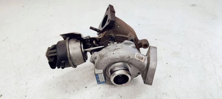 TURBOSPRĘŻARKA AUDI A4 B8 A5 Q5 2.0 TDI 03L145702H