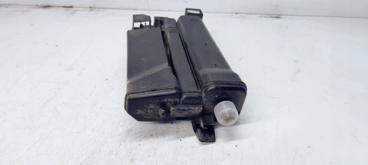 FILTR WĘGLOWY AUDI A3 8V VW SEAT SKODA 5Q0201801