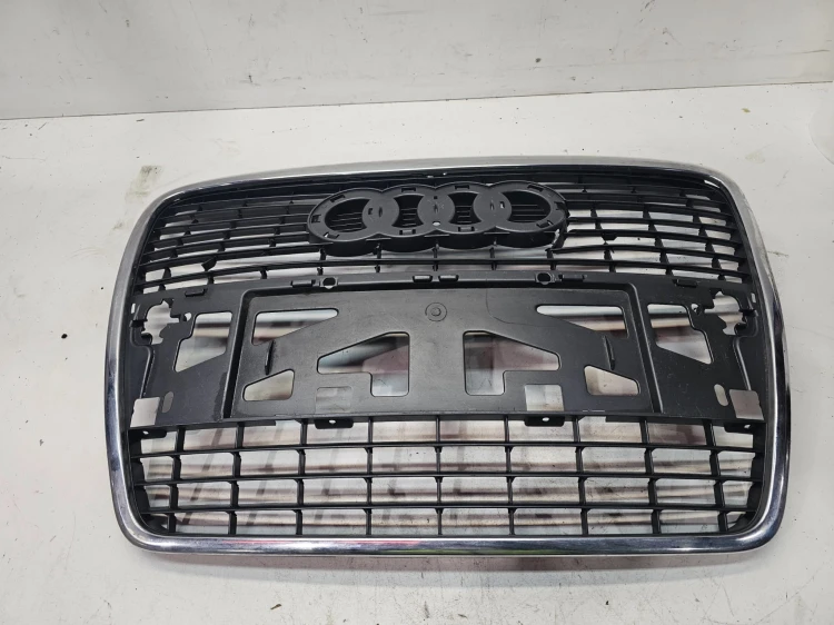 WZMOCNIENIE WSPORNIK ATRAPY GRILLA AUDI A6 C6 4F0853651