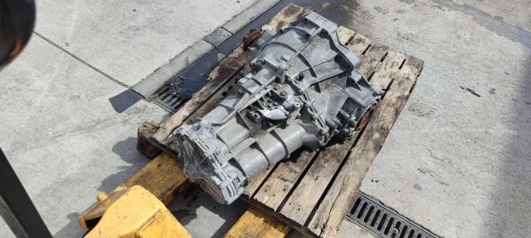 SKRZYNIA BIEGÓW MANUALNA AUDI A4 A5 A6 LLS ORG