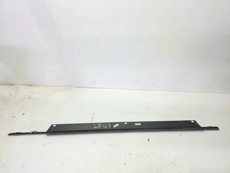 LISTWA CHROM SZYBY DRZWI LEWY PRZÓD AUDI Q7 4L 4L0853283A