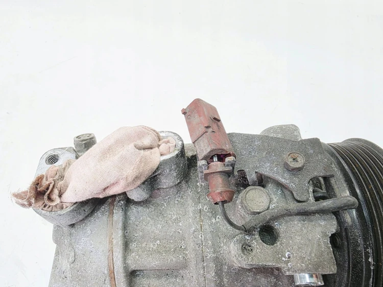 SPRĘŻARKA KOMPRESOR KLIMATYZACJI AUDI A4 B8 A5 A6 C7 A7 4G0260805AC