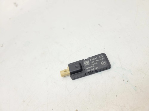 ANTENA WZMACNIACZ ANTENOWY AUDI Q3 Q4 Q3 8Y 4N0035500