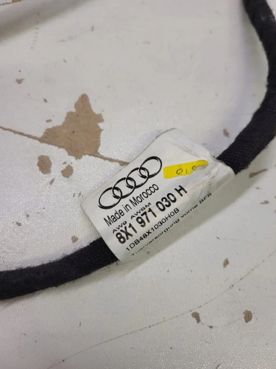 WIĄZKA DRZWI PRAWY PRZÓD AUDI A1 8X4 8X1971030H