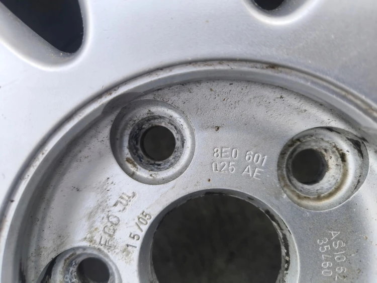 FELGA ALUMINIOWA AUDI A3 A4 A6 7.0J R16 ET42 8E0601025AE K*22* OK