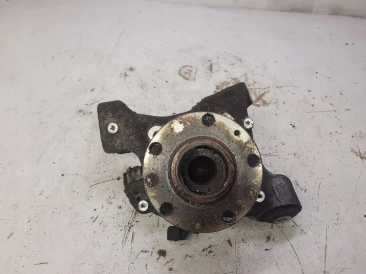 ZWROTNICA PIASTA LEWY TYŁ AUDI A6 C6 4F0505433H