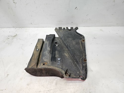 OSŁONA PODWOZIA AUDI A5 8T CABRIO LEWY TYŁ 8F0825215B
