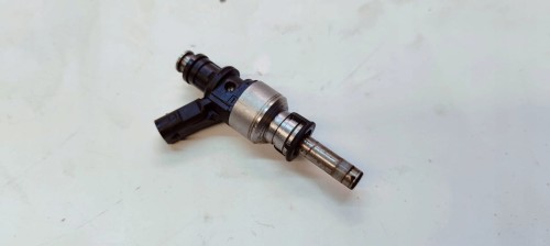 WTRYSK WTRYSKIWACZ PALIWA AUDI A4 A5 A6 A7 A8 2.8 FSI 06E036L