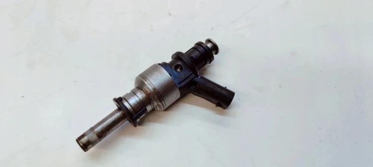 WTRYSK WTRYSKIWACZ PALIWA AUDI A4 A5 A6 A7 A8 2.8 FSI 06E036L