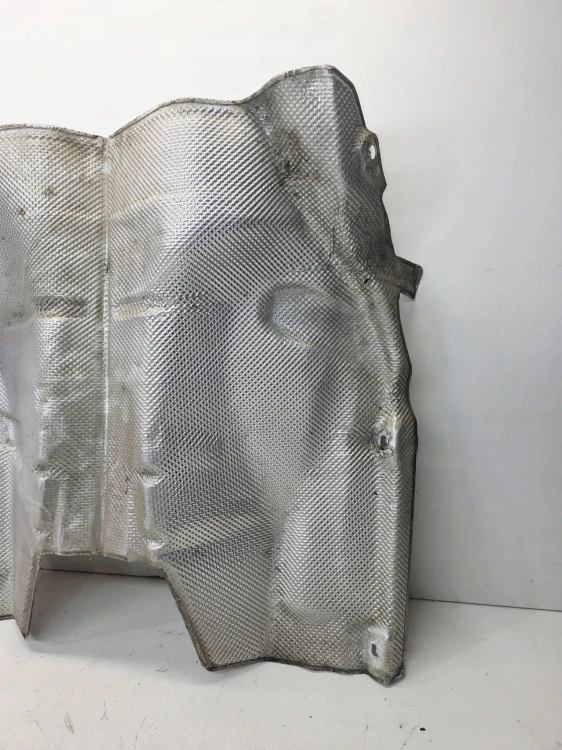 OSŁONA TERMICZNA WYDECHU AUDI A4 B6 B7 8E0804159B