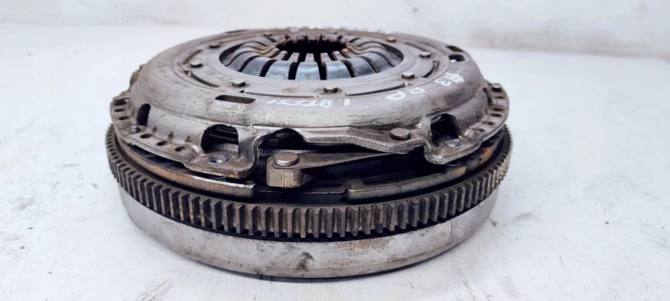 SPRZĘGŁO KOŁO DWUMAS AUDI VW 1.8 TFSI 06J105266H