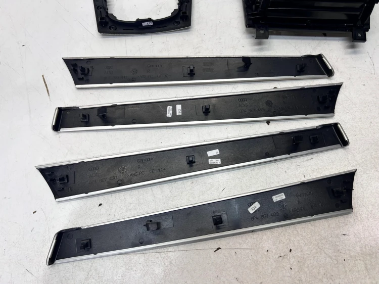 DEKOR DEKORY KOMPLET AUDI A3 8P4 SZCZOTKOWANE ALUMINIUM 1/26
