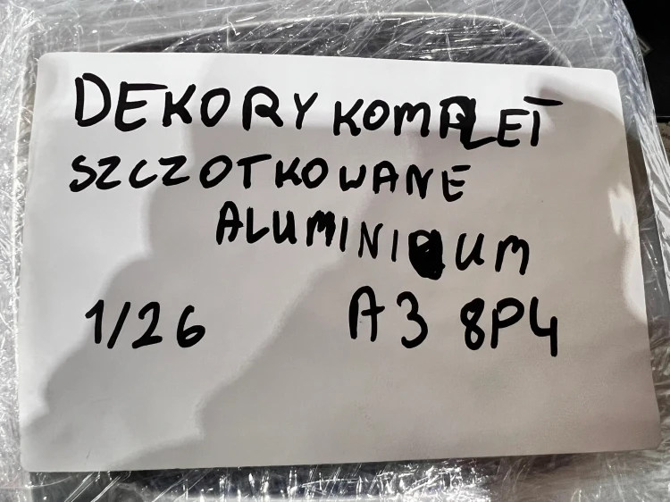 DEKOR DEKORY KOMPLET AUDI A3 8P4 SZCZOTKOWANE ALUMINIUM 1/26