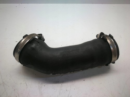 RURA WĄŻ INTERCOOLERA AUDI A6 C6 4F0145708N