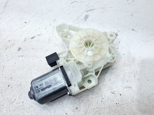 SILNICZEK PODNOSZENIA SZYBY LEWY TYŁ AUDI Q4 E-TRON 4K0959882