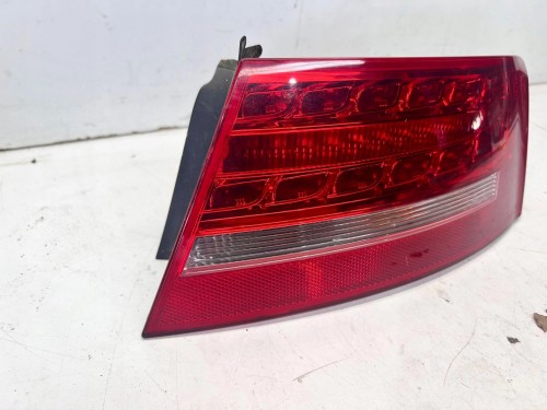 LAMPA PRAWY TYŁ Z BŁOTNIKA AUDI A5 COUPE 8T0945096D