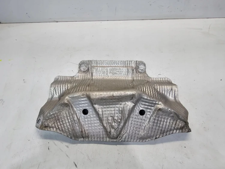OSŁONA TERMICZNA PODWOZIA AUDI A4 B9 8W0804174A