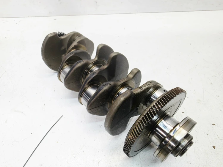 WAŁ KORBOWY AUDI VOLKSWAGEN SEAT SKODA 2.0 TDI CRL 04L 2/26