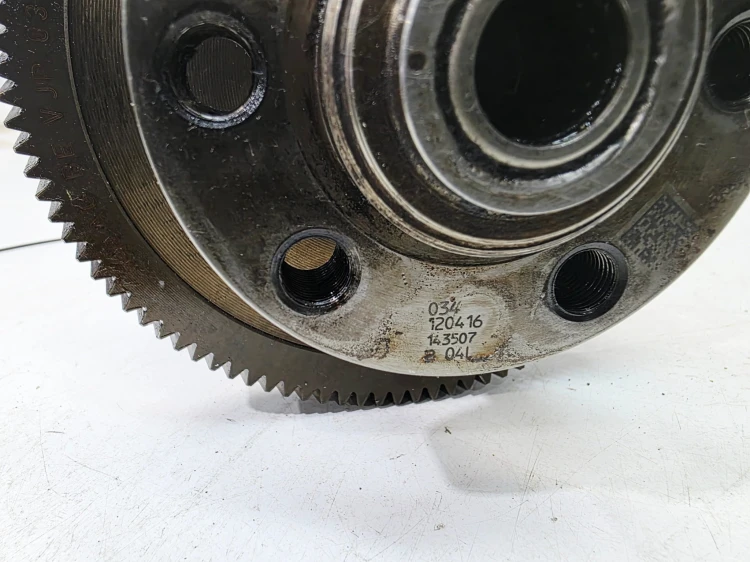 WAŁ KORBOWY AUDI VOLKSWAGEN SEAT SKODA 2.0 TDI CRL 04L 2/26