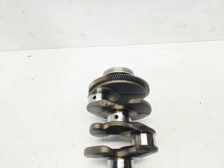 WAŁ KORBOWY AUDI VOLKSWAGEN SEAT SKODA 2.0 TDI CRL 04L 2/26