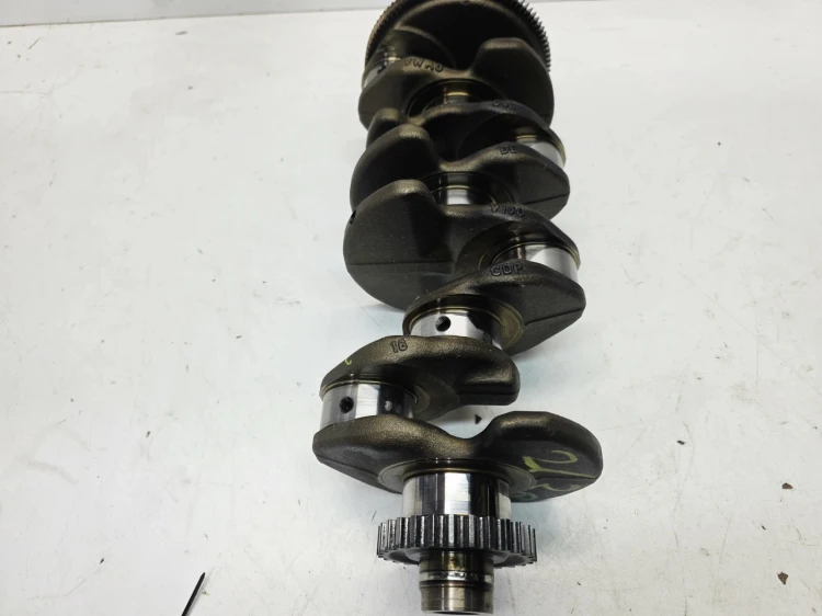 WAŁ KORBOWY AUDI VOLKSWAGEN SEAT SKODA 2.0 TDI CRL 04L 2/26