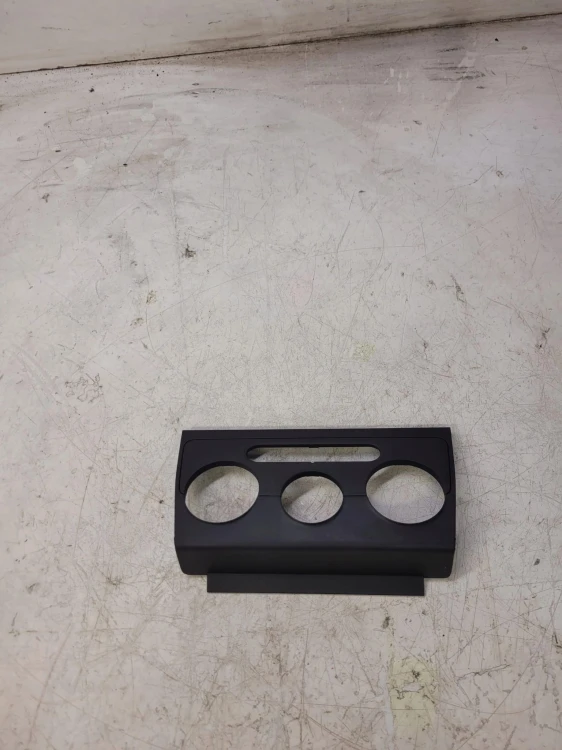 RAMKA PANELU KONSOLI AUDI A3 8P 8P0863263D