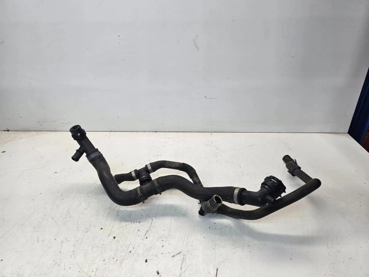 PRZEWODY RURA WODY AUDI A4 B9 8W0122293H 8W0121030K 8W0122293AE