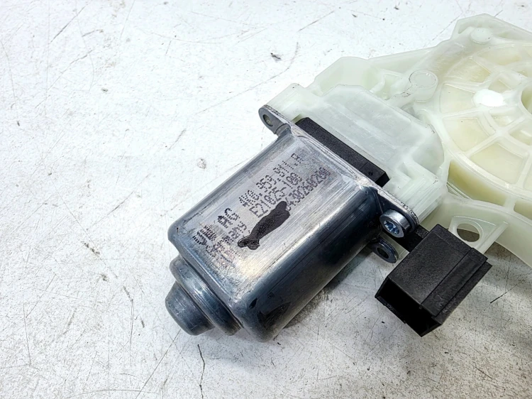 SILNICZEK PODNOSZENIA SZYBY LEWY PRZÓD AUDI Q4 E-TRON 4K0959811A