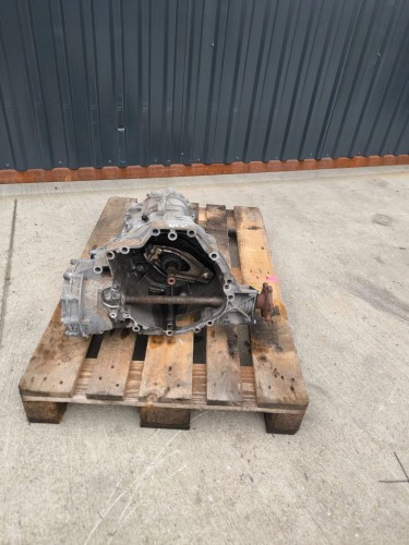 SKRZYNIA BIEGÓW MANUALNA AUDI A4 B8 A5 8T LIFT 2.0 TDI NSX USZKODZONA