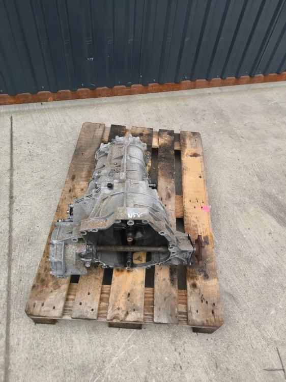 SKRZYNIA BIEGÓW MANUALNA AUDI A4 B8 A5 8T LIFT 2.0 TDI NSX USZKODZONA
