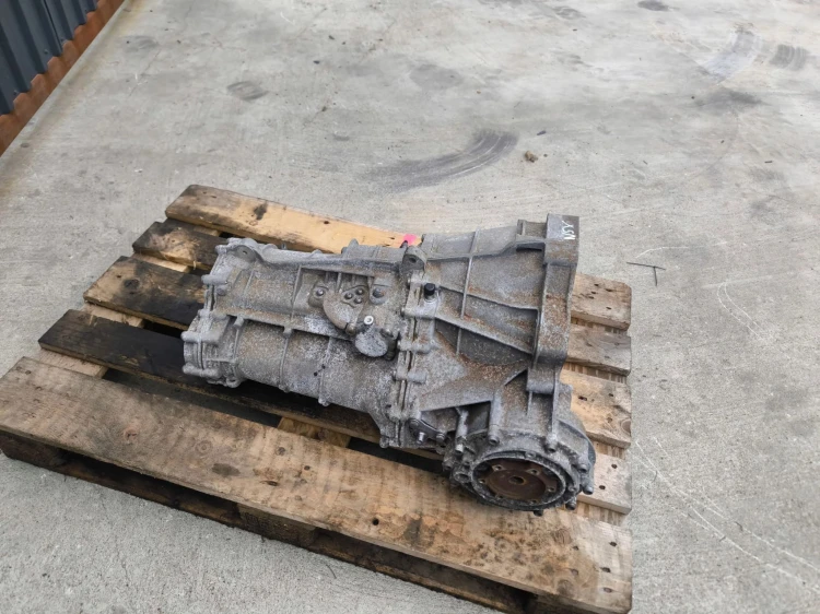 SKRZYNIA BIEGÓW MANUALNA AUDI A4 B8 A5 8T LIFT 2.0 TDI NSX USZKODZONA