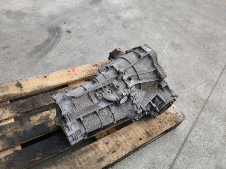 SKRZYNIA BIEGÓW MANUALNA AUDI A4 B8 A5 8T LIFT 2.0 TDI NSX USZKODZONA