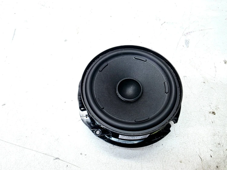 GŁOŚNIK DRZWI LEWY LUP PRAWY PRZÓD AUDI Q4 E-TRON 11A035453C 1/26