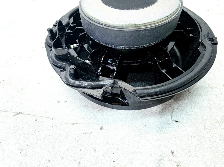 GŁOŚNIK DRZWI LEWY LUP PRAWY PRZÓD AUDI Q4 E-TRON 11A035453C 1/26