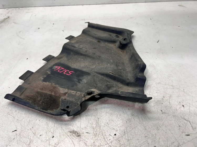 OSŁONA PŁYTA PODWOZIA LEWY PRZÓD MAŁA AUDI Q5 FY 80A825201 53/26