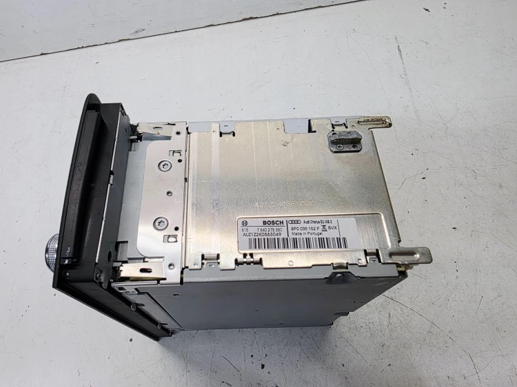RADIO CD AUDI CHORUS AUDI A3 8P LIFT 2 DIN 8P0035152F