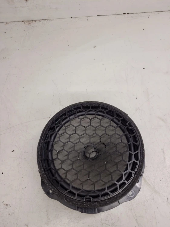 GŁOŚNIK DRZWI PRZÓD AUDI A3 8V 8V0035415