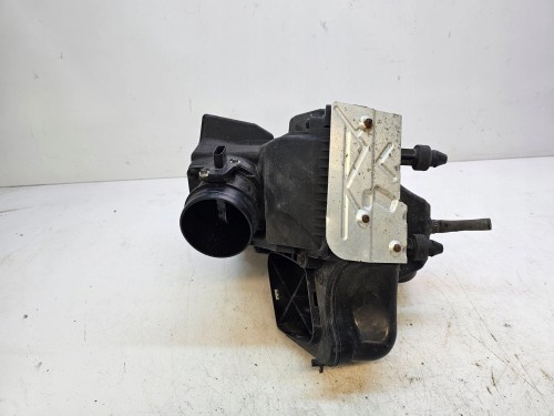 OBUDOWA FILTRA POWIETRZA AUDI A4 A5 Q5 8K0133837AB