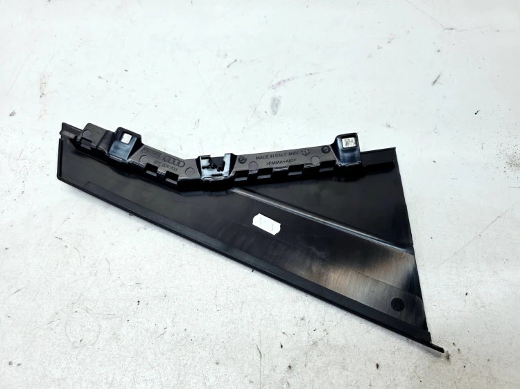 NAKŁADKA OSŁONA SŁUPKA DRZWI LEWY TYŁ AUDI Q4 E-TRON 89E839903A