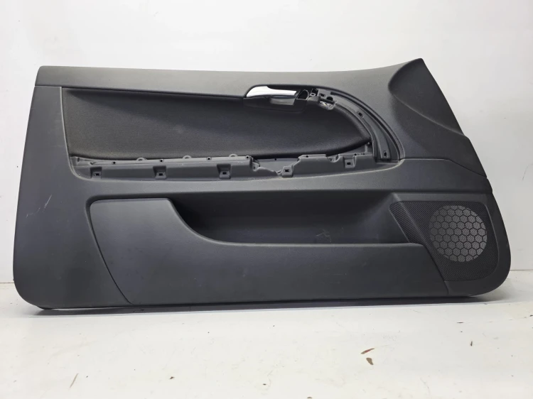 BOCZEK TAPICERAKA DRZWI LEWY PRZÓD AUDI A3 8P 8P3867105S 24A 5/26