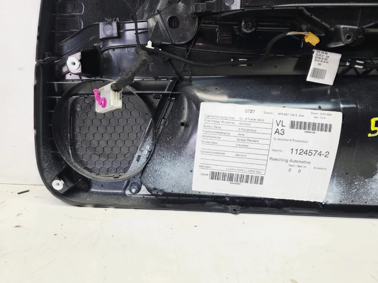 BOCZEK TAPICERAKA DRZWI LEWY PRZÓD AUDI A3 8P 8P3867105S 24A 5/26