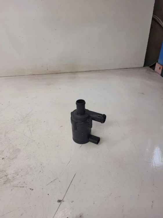 DODATKOWA POMPA WODY ZAWÓR AUDI VW SEAT 1K0965561G