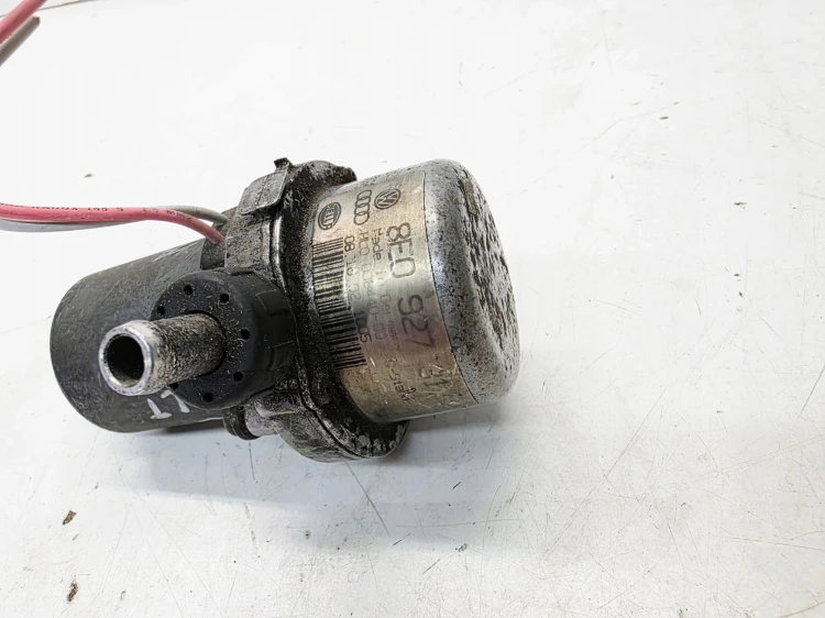 POMPA HAMULCOWA DODATKOWA AUDI A4 B6 B7 8E0927317