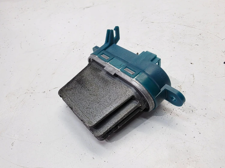 REZYSTOR OPORNIK DMUCHAWY AUDI Q7 4L 7L0907521A