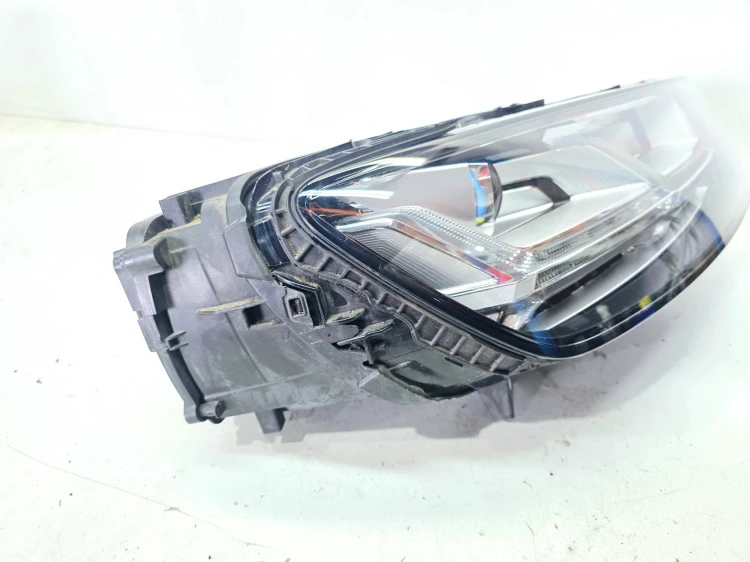 REFLEKTOR LAMPA PRZEDNIA PRAWY PRZÓD FULL LED AUDI Q7 4M 4M0941034A 21/26