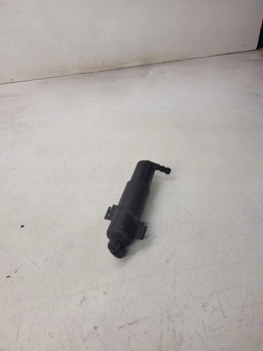 SPRYSKIWACZ REFLEKTORA PRAWY AUDI A5 8T 8T0955102