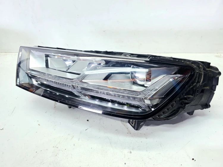 REFLEKTOR LAMPA PRZEDNIA LEWY PRZÓD FULL LED AUDI Q7 4M 4M0941033A 20/26