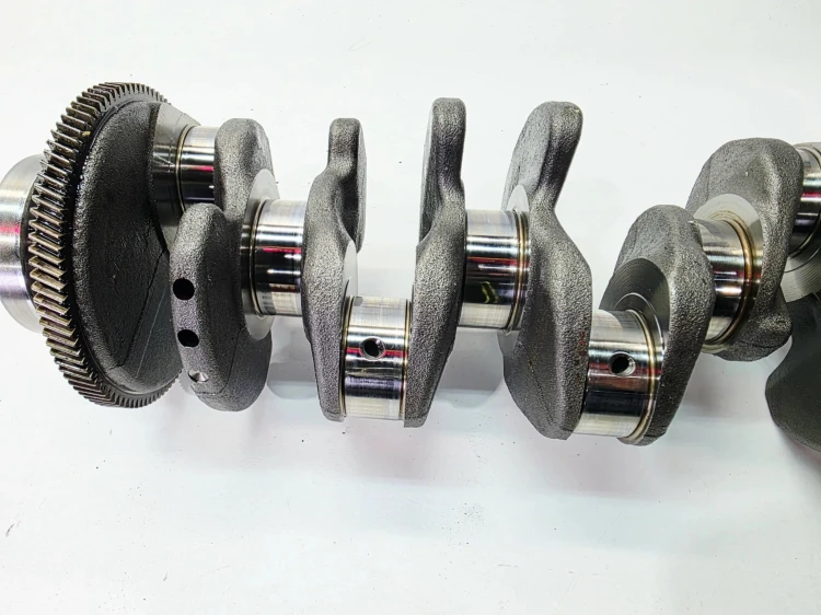 WAŁ KORBOWY AUDI A4 B9 A5 Q5 FY 2.0 TDI DET DETA 04L101 1/26
